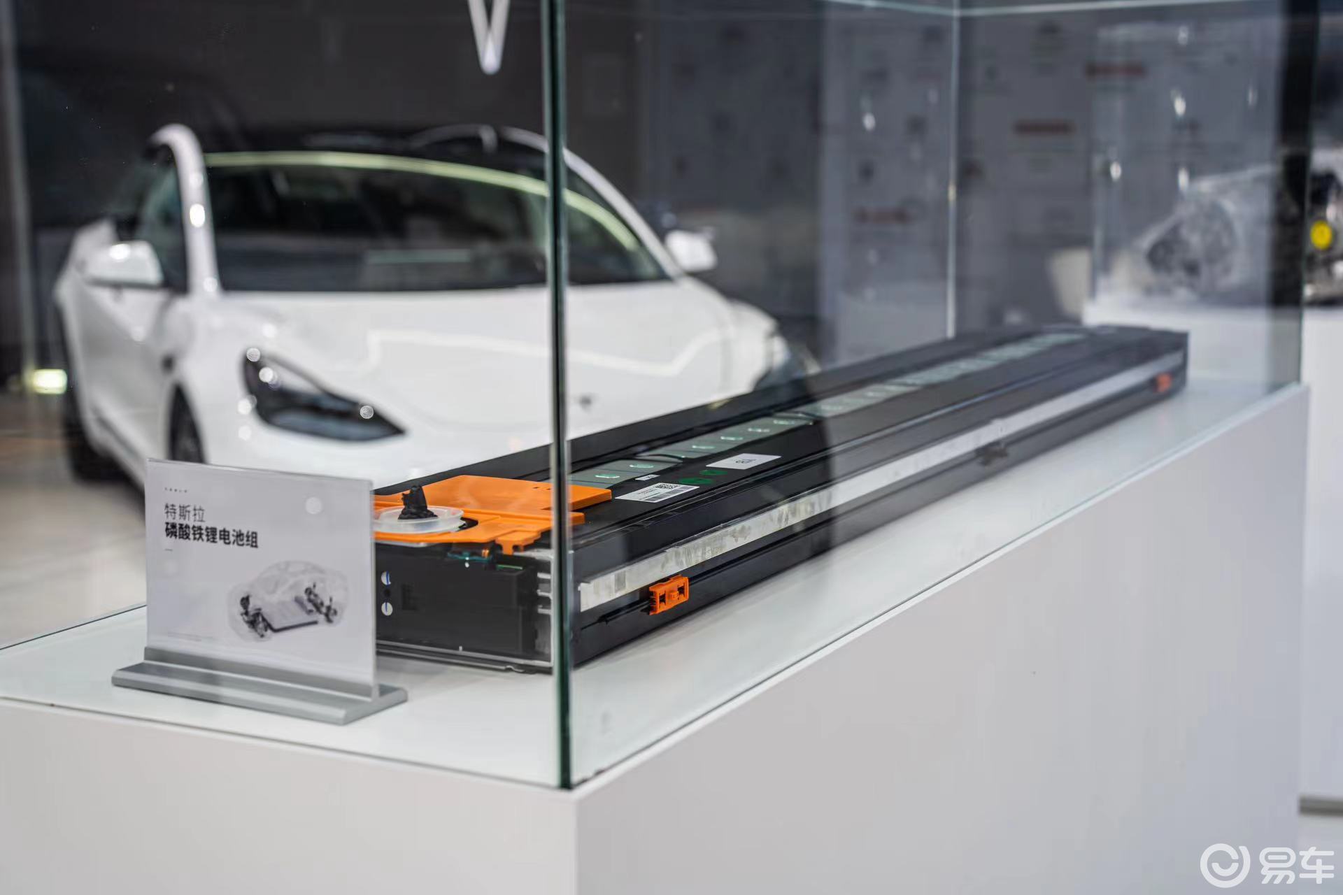 首次齐聚云南!特斯拉全新车型、储能设备齐聚昆明国际车展